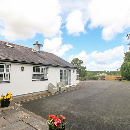 Bwthyn Clai Villa Llangefni Buitenkant foto