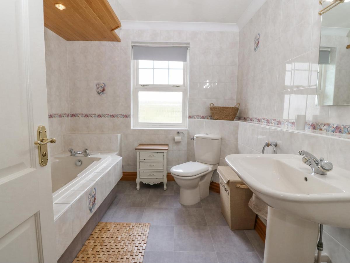 Bwthyn Clai Villa Llangefni Buitenkant foto