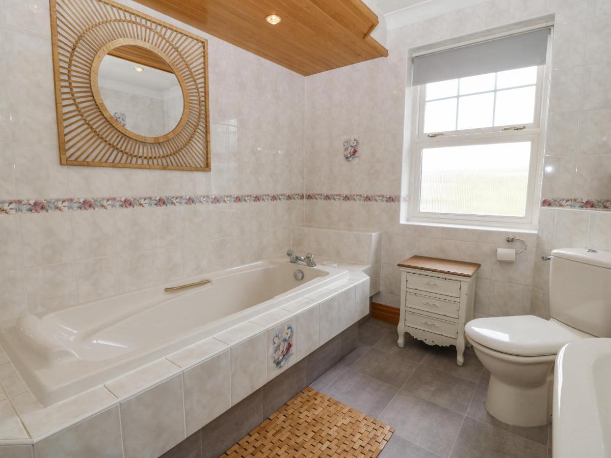 Bwthyn Clai Villa Llangefni Buitenkant foto