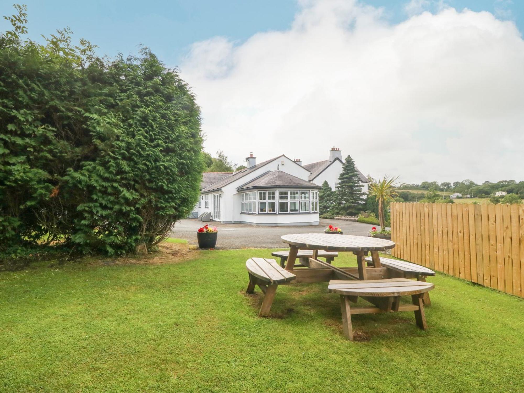 Bwthyn Clai Villa Llangefni Buitenkant foto